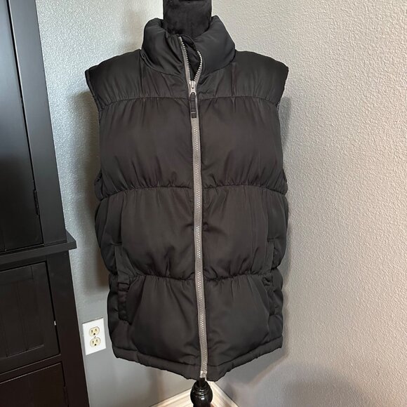 Old Navy Puffer Vest Womens Large Black Sleeveless Zip Front Lagom Sporty - Picture 1 of 9